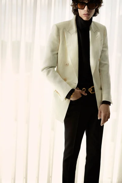 Look 1
